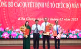 Kiên Giang công bố quyết định sắp xếp tổ chức bộ máy và cán bộ