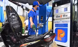 Bộ Tài chính lên tiếng về việc DN nhập khẩu xăng dầu kêu gặp khó từ cơ quan quản lý. Ảnh minh hoạ 