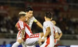 Viettel lần đầu chiếm ngôi số 1 V-League sau trận thắng 1-0 Tp Hồ Chí Minh. (ảnh Hữu Phạm)
