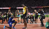 Hình ảnh chuyển giao quyền lực ở nội dung chạy 100 m giữa Usain Bolt và Justin Gatlin