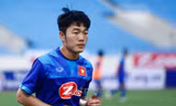 Văn Quyết đã có mùa giải rất thành công trong màu áo CLB Hà Nội và cùng phong độ xuất sắc ở đội tuyển Việt Nam.