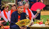 Lễ hội cầu may dưới cây bông 