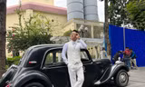 Tuấn Hưng bao rạp xem 'Đào, phở và piano'