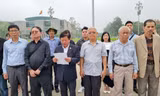 Nhạc sĩ Đỗ Hồng Quân dẫn đầu đoàn văn nghệ sĩ xuất quân về với Điện Biên 