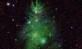NASA công bố hình ảnh 'cây thông Noel' lấp lánh giữa Ngân hà