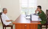 Phá ổ nhóm làm giả bằng đại học, tem kiểm định ô tô
