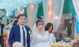 Cô dâu Nghệ An trở dạ ngay trong đám cưới, xe hoa chở luôn đến viện sinh con 