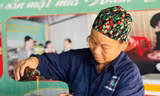 Hương Tết ở làng mật hơn 50 năm tuổi