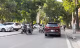 Cấm ô tô đi trên phố Nguyễn Đình Chiểu hướng từ Đại Cồ Việt