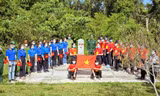 Tuổi trẻ Đắk Nông hướng nghiệp cho học sinh, trồng cây, thu gom rác