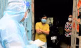 Nhiều ca mắc và tử vong chưa tiêm vắc xin, ngành y tế Bình Dương đến nhà ‘gõ cửa’