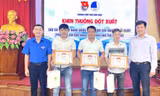 Khen thưởng đột xuất 3 thanh niên cứu sống 2 mẹ con người nước ngoài đuối nước