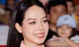 Huỳnh Thị Thanh Thủy và các hoa hậu phát 500 phần quà cho người dân, trẻ mồ côi đón Tết