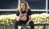 Bạn bè tuyệt vọng đưa Cara Delevingne đi cai nghiện