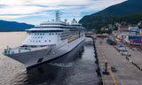 Gần 100 người mắc bệnh trên du thuyền Royal Caribbean