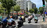 Thí điểm bỏ đếm giây trên đèn tín hiệu giao thông ở TP HCM: Người muốn, người không