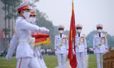 Thiêng liêng lễ thượng cờ trên quảng trường Ba Đình