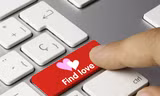 Hà Nội: Nam thanh niên bị lừa 1,4 tỷ khi tham gia ứng dụng hẹn hò online