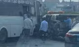 Hai người thương vong sau tai nạn liên hoàn trên cao tốc Pháp Vân - Cầu Giẽ