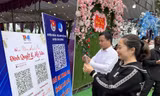 Bạn bè cô dâu chú rể mừng cưới qua mã QR 