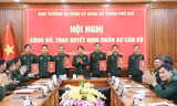 Công bố quyết định của Bộ Quốc phòng về công tác cán bộ