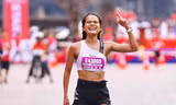 Phạm Thị Hồng Lệ về nhất nội dung marathon nữ