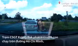 CSGT chặn xe nghi phạm chở 200 ma túy từ Lào về Việt Nam