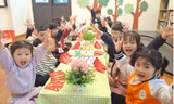 Phụ huynh dạy con ‘đầu tư' thu lãi từ tiền lì xì