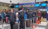 Chuyến bay chở khách thường lệ đầu tiên từ Bắc Kinh - Trung Quốc tới Hà Nội sau 3 năm 