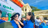 Sinh viên Quảng Ngãi tình nguyện xây dựng nông thôn mới