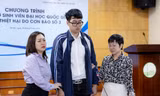 ĐHQG Hà Nội hỗ trợ 860 triệu đồng cho sinh viên bị ảnh hưởng bởi bão YAGI