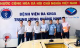 Công ty CP GONSA trao tặng thuốc cho Bệnh viện Đa khoa Trung Ương Quảng Nam