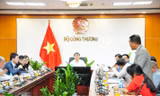 Thứ trưởng Bộ Công Thương Đỗ Thắng Hải chủ trì cuộc họp với 31 doanh nghiệp đầu mối và các đơn vị liên quan để gỡ khó cho thị trường xăng dầu 