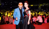 Jennifer Phạm vai trần, khoe nhan sắc 'gái ba con' bên Tuấn Hưng