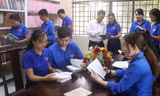 Phòng đọc sách Bác Hồ trưng bày hơn 200 quyển sách viết về Bác