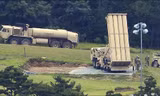 Hệ thống phòng thủ tên lửa THAAD tại một sân golf ở thủ đô Seoul của Hàn Quốc hôm 6/9/2017. Ảnh: AP