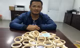 Các sản phẩm từ ngà voi bị bắt giữ.