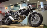 Khi ra mắt, Ducati Scrambler có tổng cộng 4 phiên bản là Icon, Classic, Urban Enduro và Full Throttle.