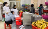 Cơ quan chức năng chưa công bố kết quả xét nghiệm thực phẩm được lấy mẫu tại Trường Điện Biên 1.