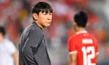 HLV Shin Tae-yong dẫn dắt Hoàng Đức, Quang Hải đấu MU?