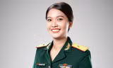 Nữ thiếu úy, bác sĩ là công dân trẻ tiêu biểu TPHCM, từng tới 20 quốc gia