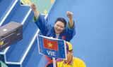 Thanh Thủy với niềm vui chiến thắng chỉ sau 5 giây thượng đài ảnh: H.M 