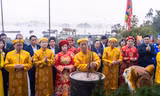 Khai hội đền Cửa Ông 