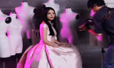 Trương Ngọc Ánh đẹp lộng lẫy tại Project Runway