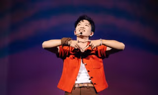 Concert Xoay Tròn: Hoàng Dũng nhìn lại 10 năm cùng Bạn Nhạc, fan đừng lỡ D-2