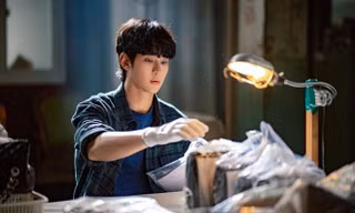 Kim Soo Hyun sắp được minh oan và tái xuất màn ảnh vì chủ Viện Garo Sero bị bắt giữ?