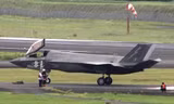 Máy bay tàng hình F-35B của Anh hạ cánh khẩn cấp xuống Nhật Bản