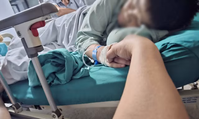 UBND xã Đại Thanh báo cáo vụ học sinh phải phẫu thuật vì bị nhét dị vật vào hậu môn