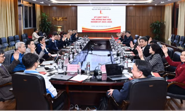 Bỏ hội đồng trường, ai điều hành trường đại học công lập từ hôm nay?