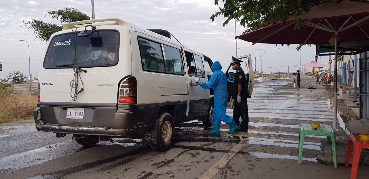 Siết chặt đường mòn, lối mở trên toàn tuyến biên giới Tây Nam ảnh 10